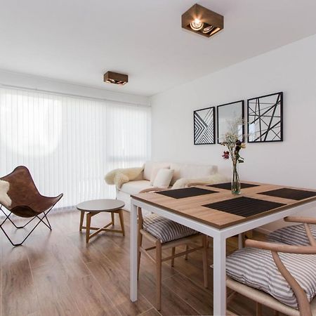 Gray Fox Apartments Pipo อูซัวยา ภายนอก รูปภาพ